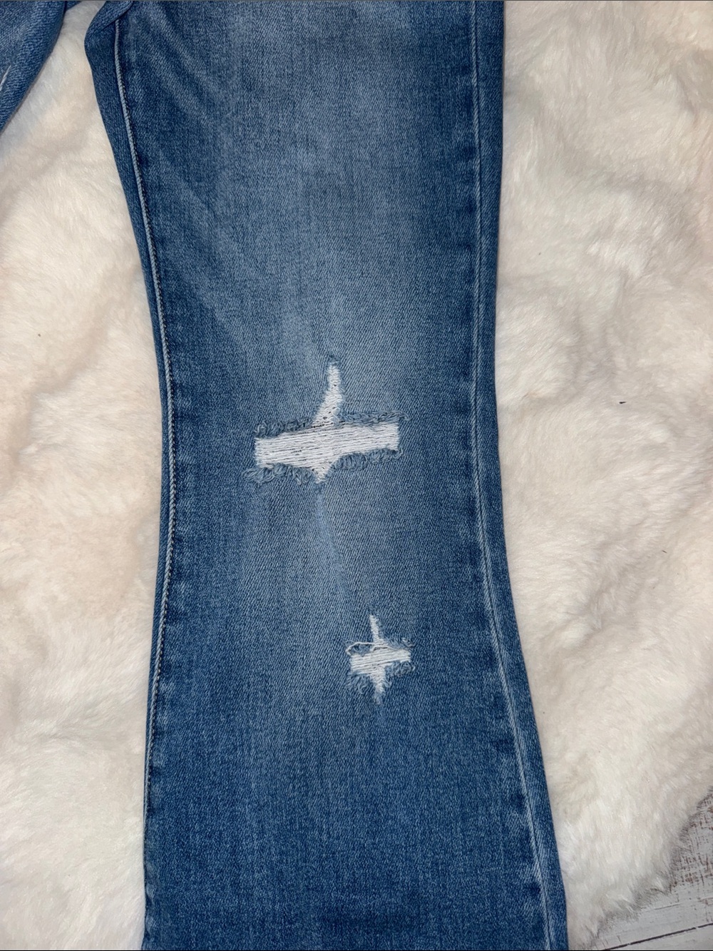 KanCan Medium Blue Distressed Wide-Leg High-Rise Jeans - Picture 6 of 10